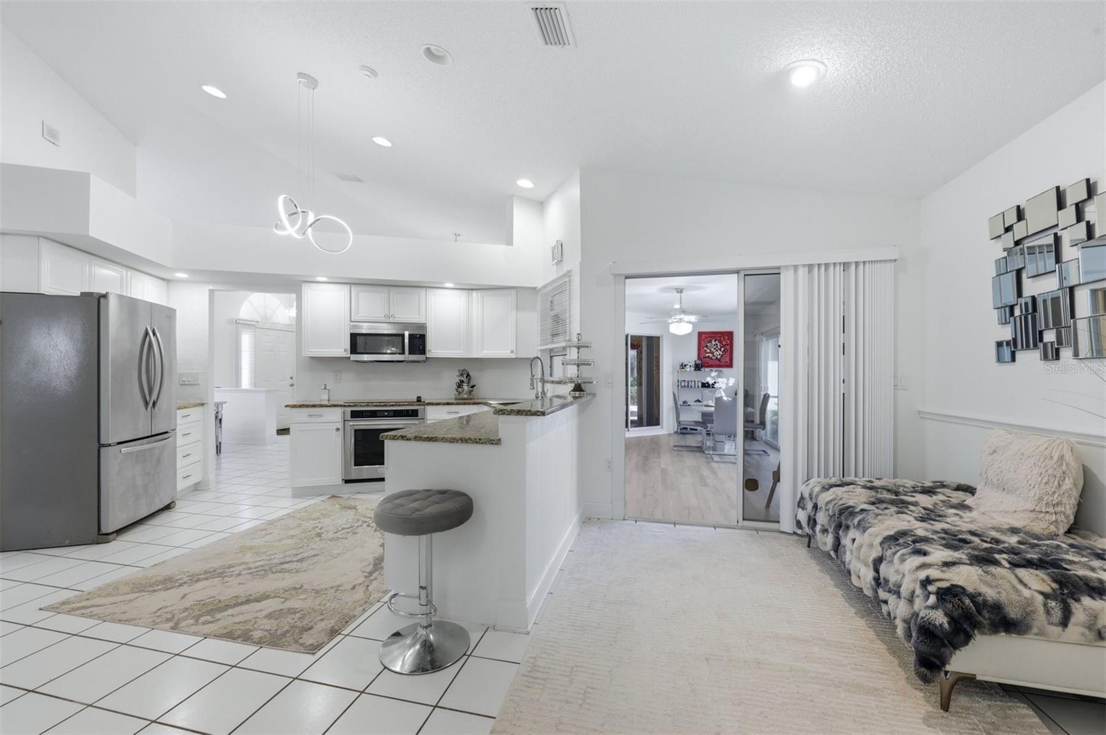 4246 HEARTHSTONE DR — photo 16