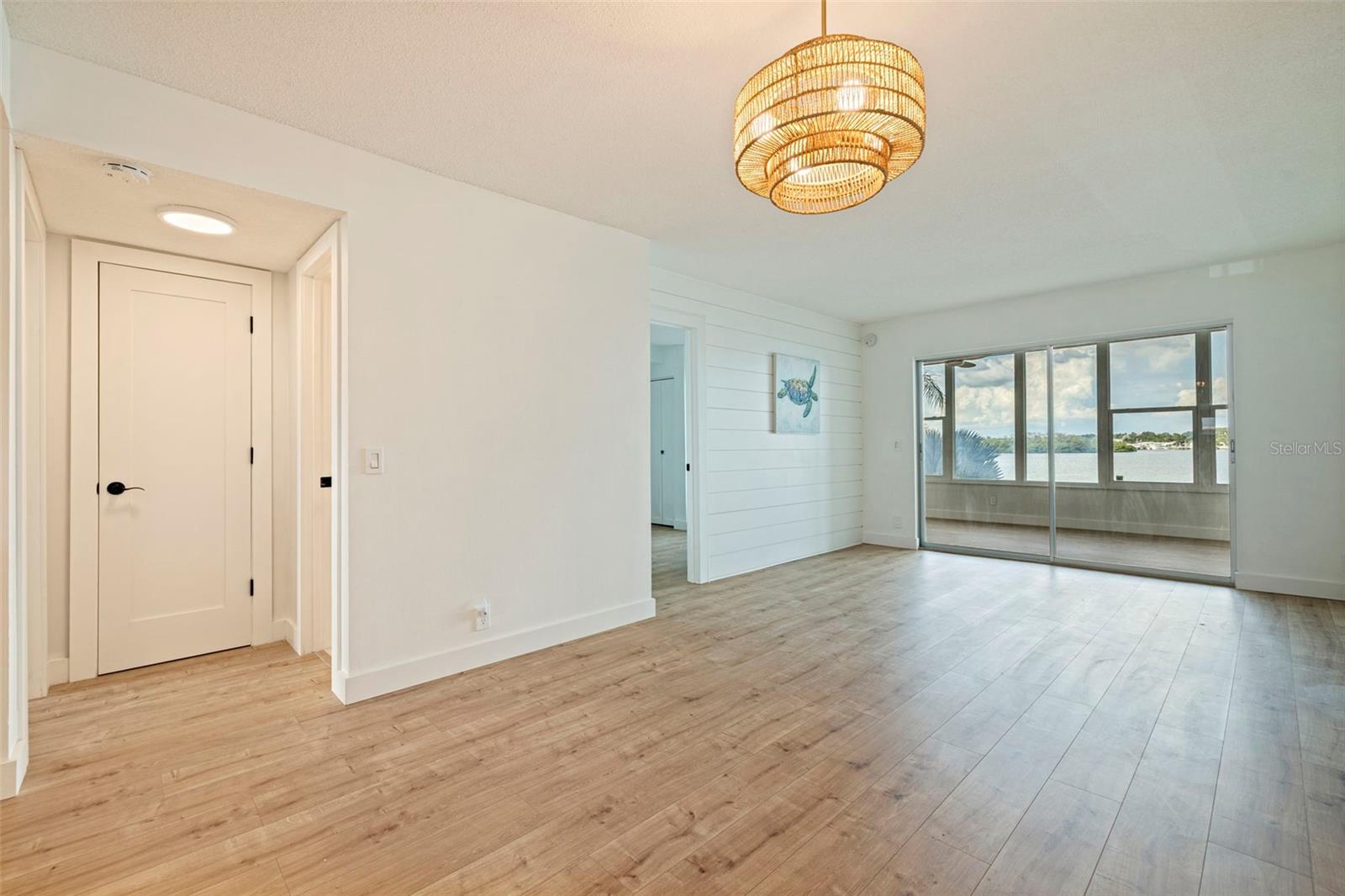 1847 SHORE DR S #202 — photo 6