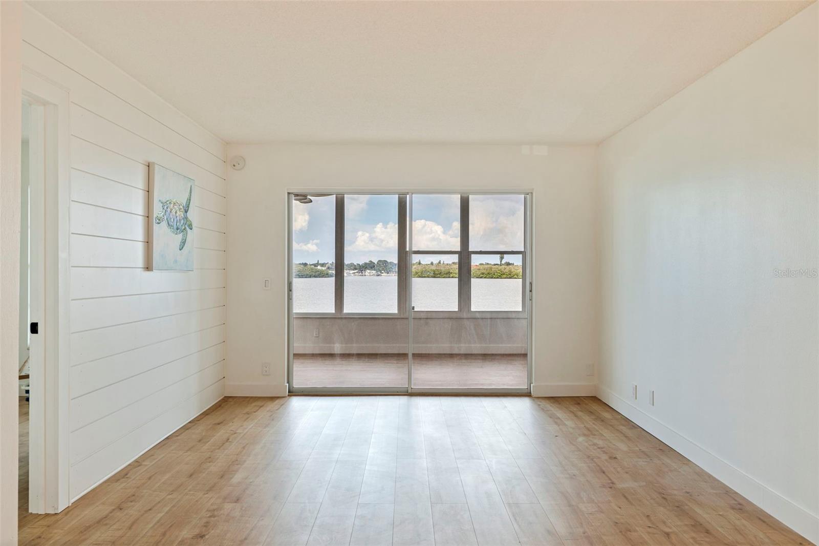 1847 SHORE DR S #202 — photo 8