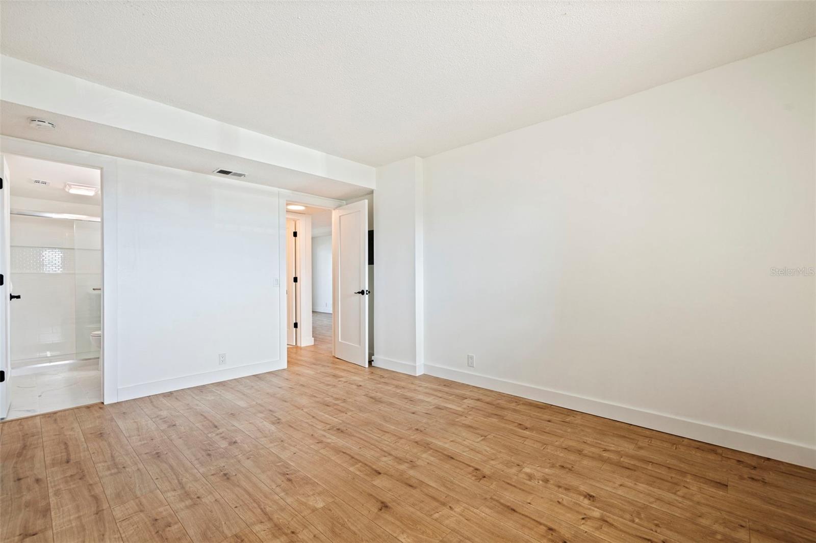 1847 SHORE DR S #202 — photo 17