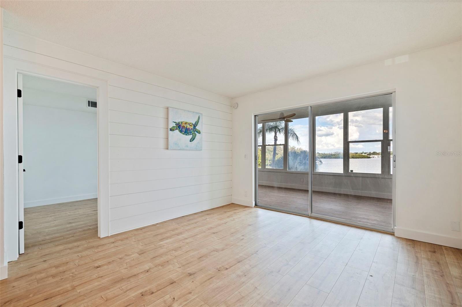 1847 SHORE DR S #202 — photo 7