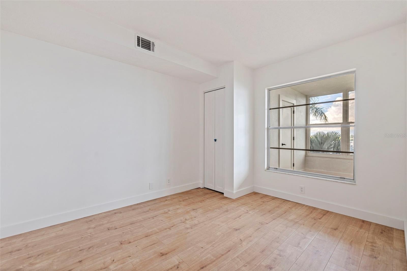 1847 SHORE DR S #202 — photo 20