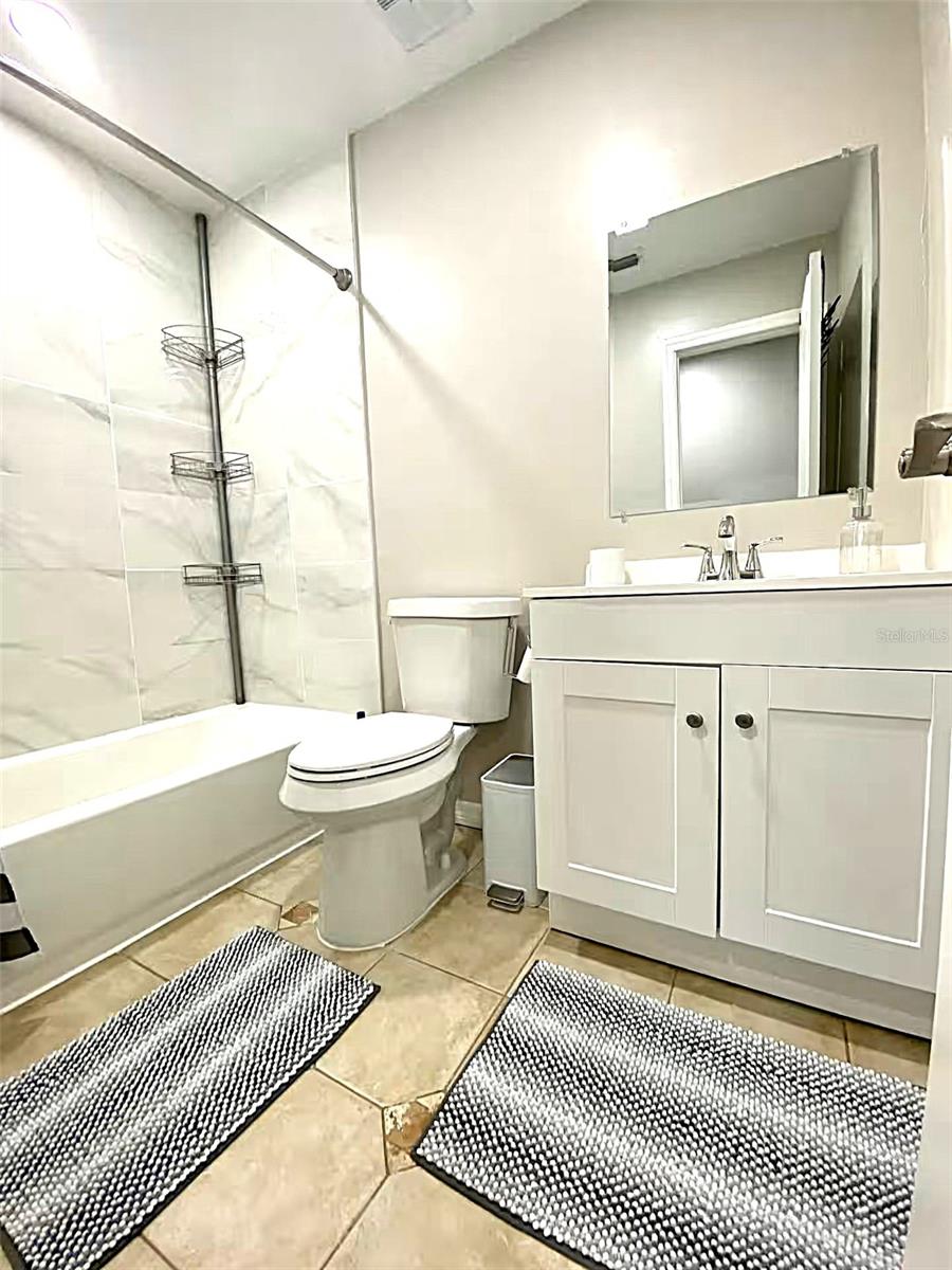 8024 CANDLEWOODE DR — photo 22