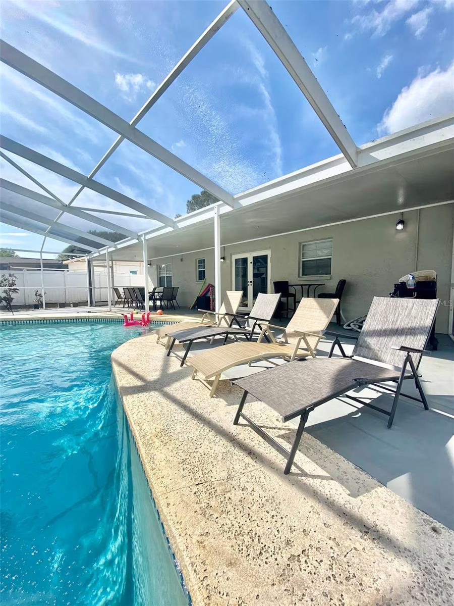 8024 CANDLEWOODE DR — photo 46