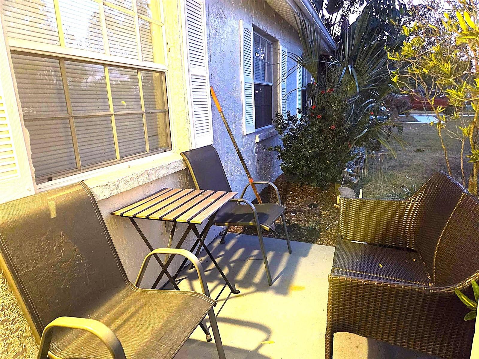 8024 CANDLEWOODE DR — photo 37