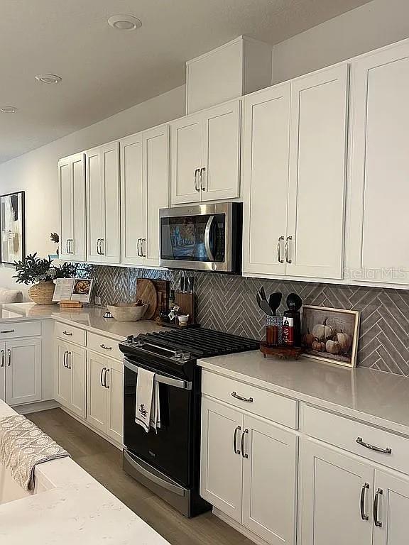 5936 GOLDEN NETTLE DR — photo 4