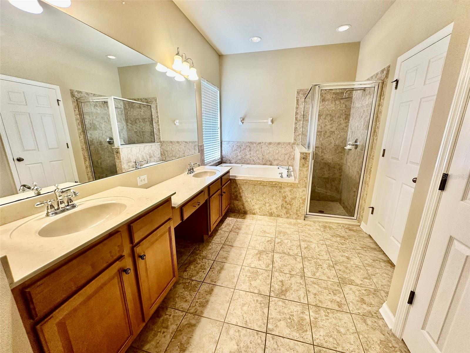 12348 SILTON PEACE DR — photo 12