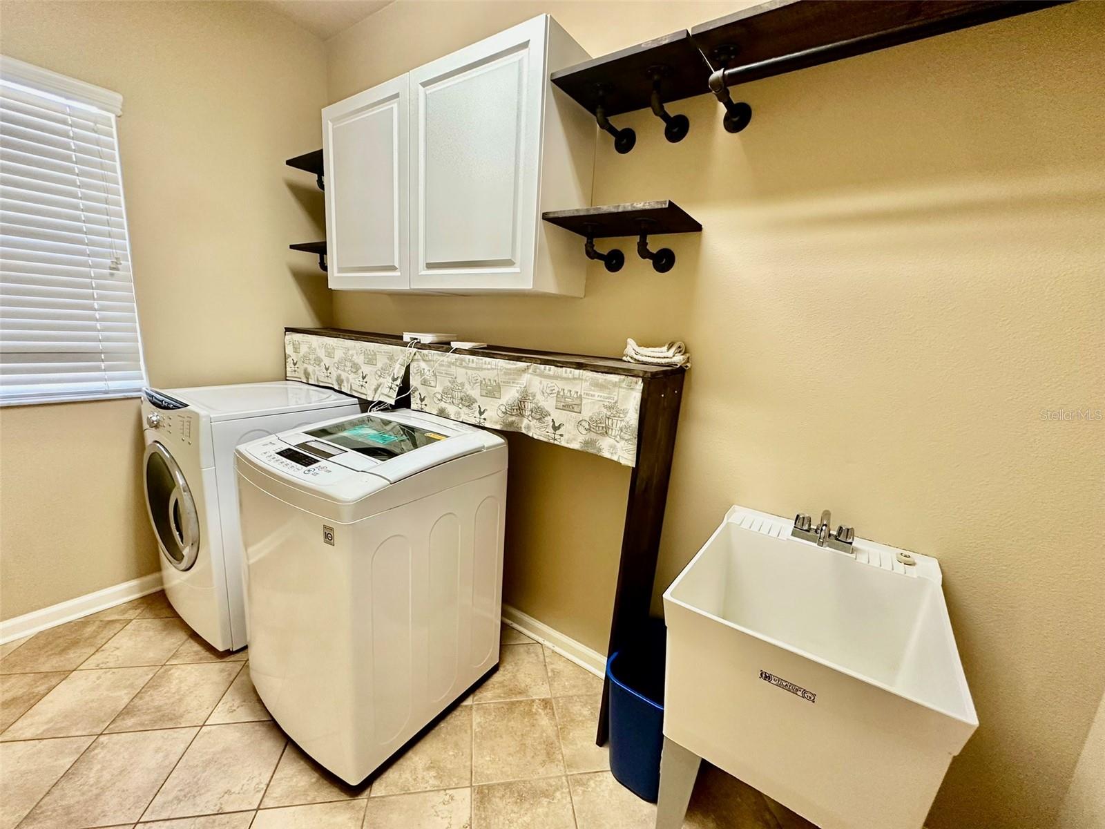 12348 SILTON PEACE DR — photo 35