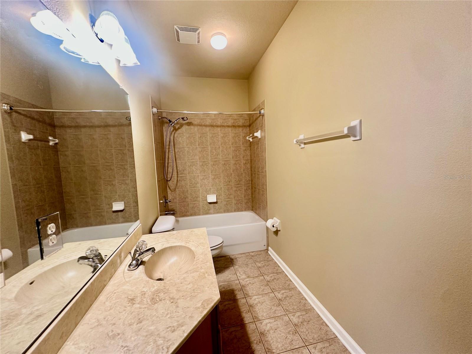 12348 SILTON PEACE DR — photo 32