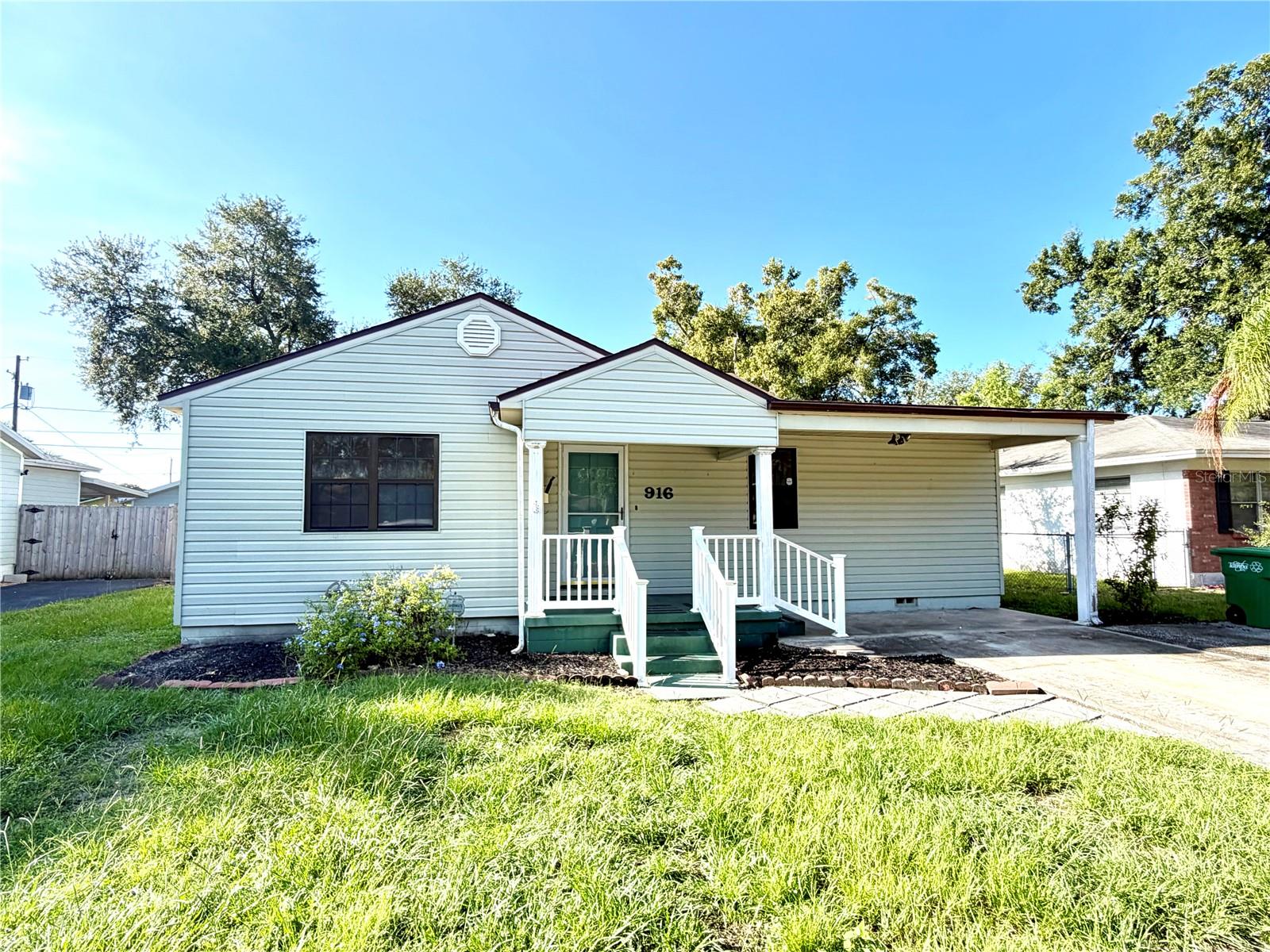 916 W ORIENT ST — photo 25