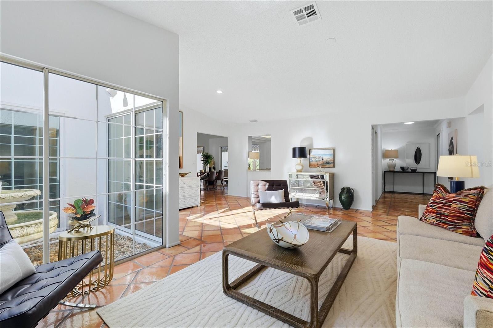 3634 GLEN OAKS MANOR DR — photo 13