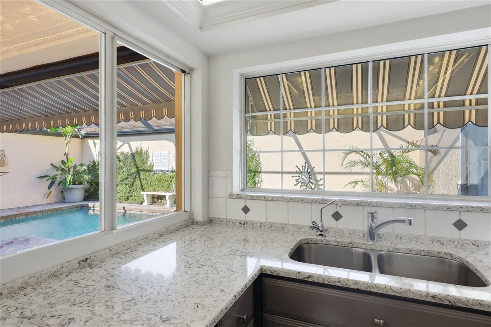 3634 GLEN OAKS MANOR DR — photo 23