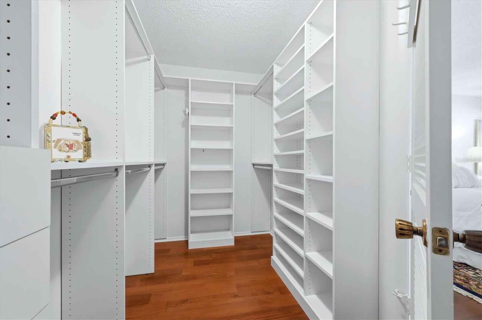 3634 GLEN OAKS MANOR DR — photo 29