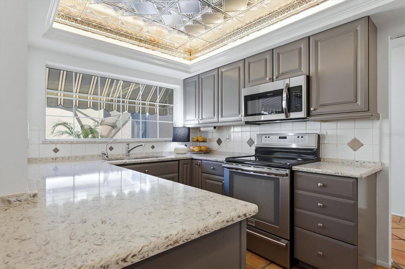 3634 GLEN OAKS MANOR DR — photo 21
