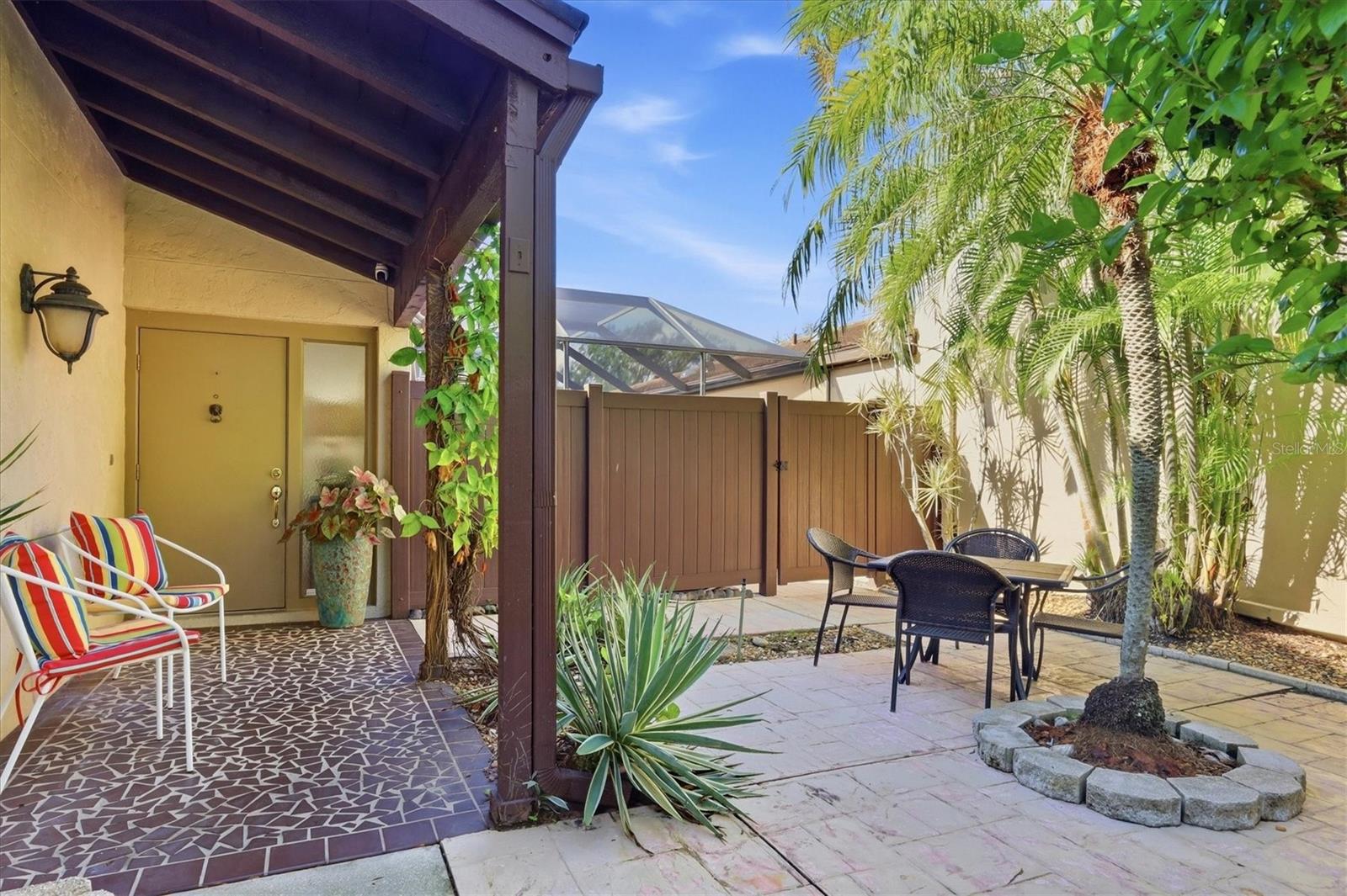 3634 GLEN OAKS MANOR DR — photo 8