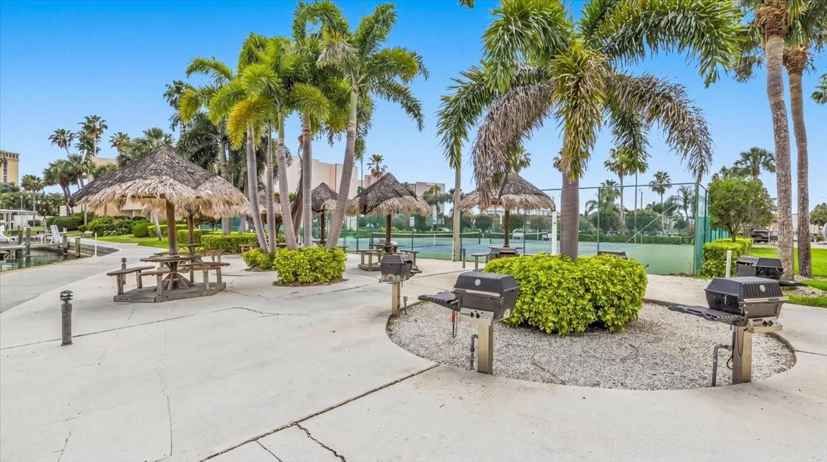 7300 SUN ISLAND DR S #701 — photo 71