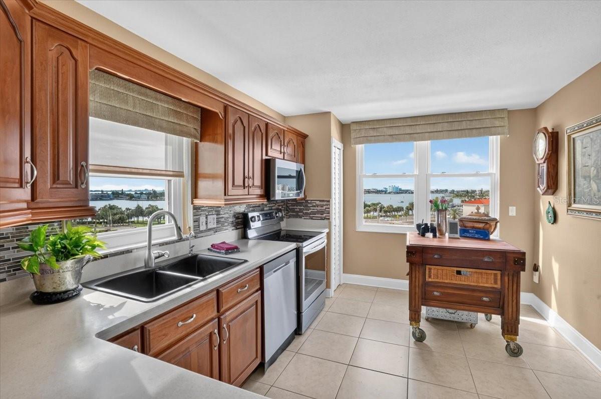 7300 SUN ISLAND DR S #701 — photo 22