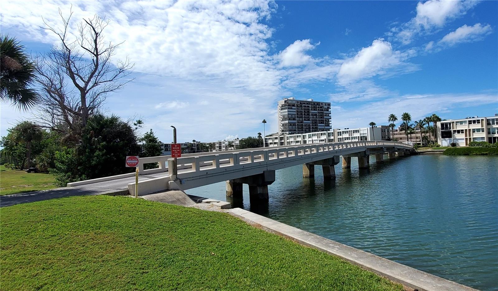 7300 SUN ISLAND DR S #701 — photo 83