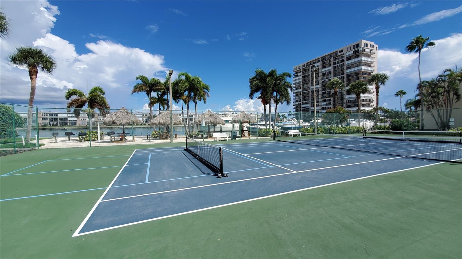 7300 SUN ISLAND DR S #701 — photo 65