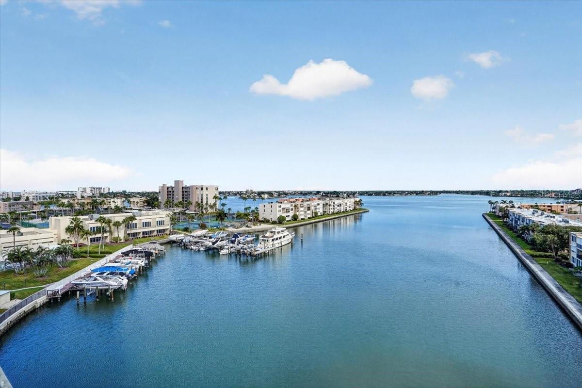 7300 SUN ISLAND DR S #701 — photo 45