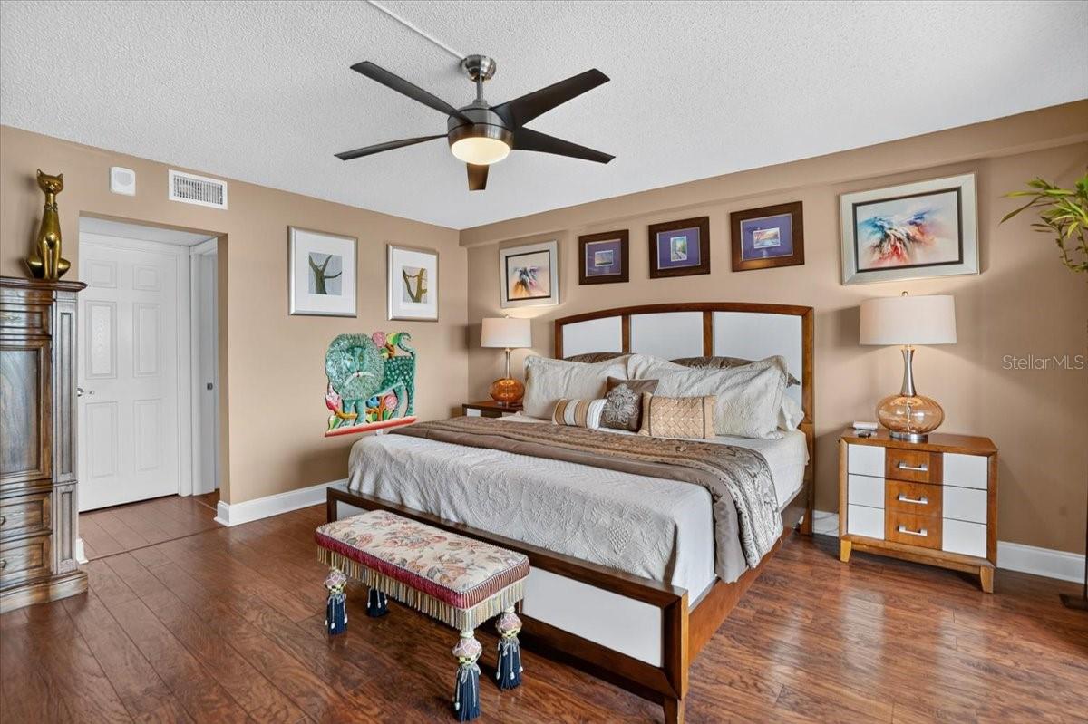 7300 SUN ISLAND DR S #701 — photo 26