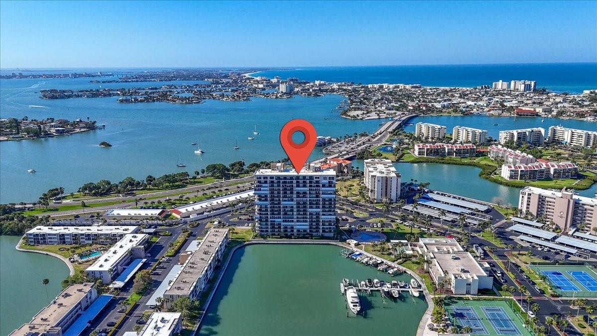 7300 SUN ISLAND DR S #701 — photo 3