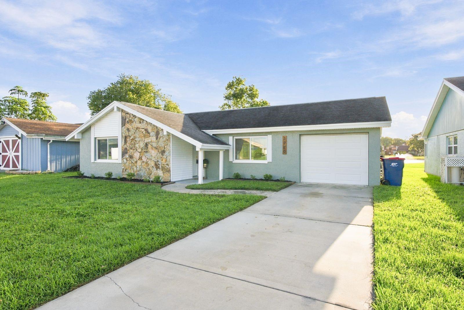 3920 EDGEMONT DR — photo 37