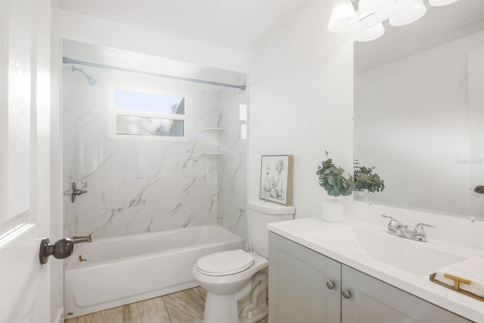 3920 EDGEMONT DR — photo 13