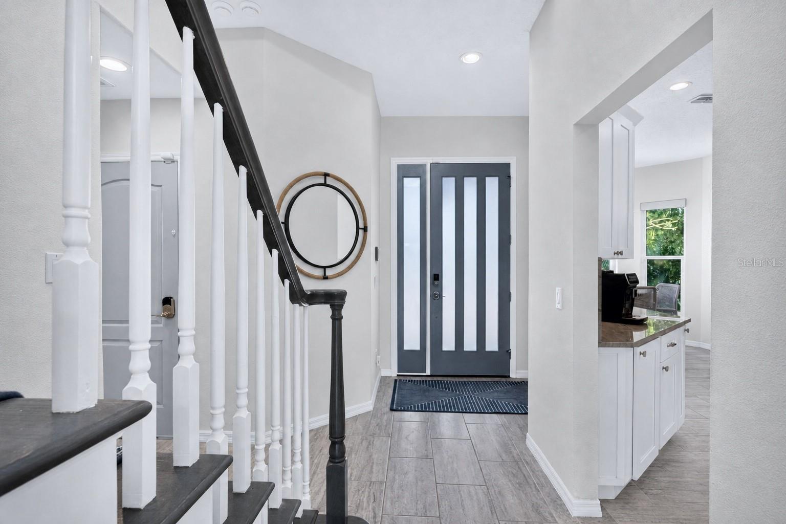 141 BAYSIDE DR — photo 10
