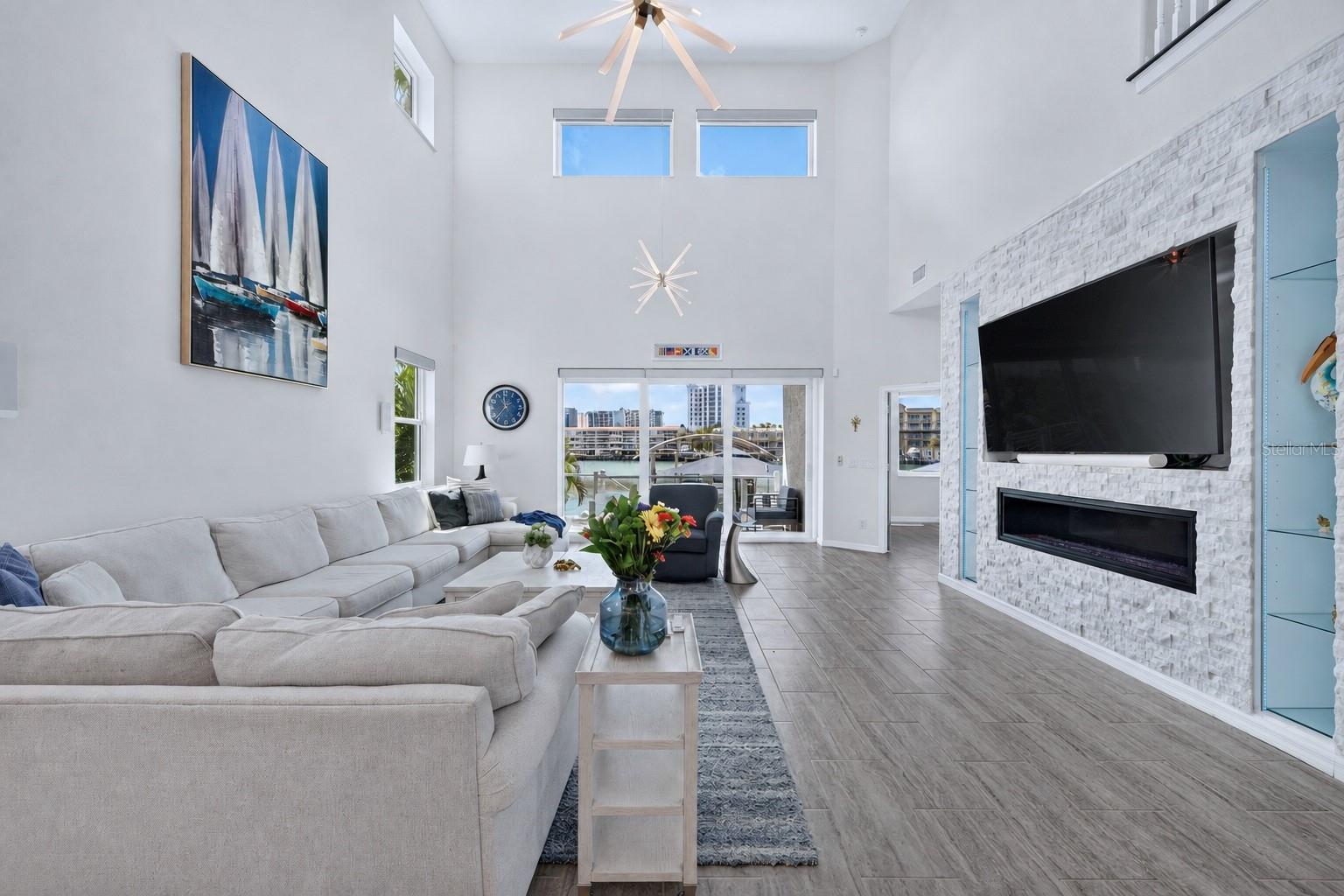 141 BAYSIDE DR — photo 18