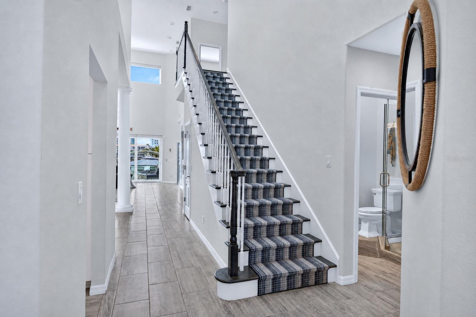 141 BAYSIDE DR — photo 33
