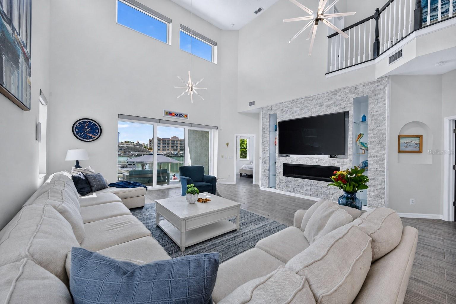 141 BAYSIDE DR — photo 19