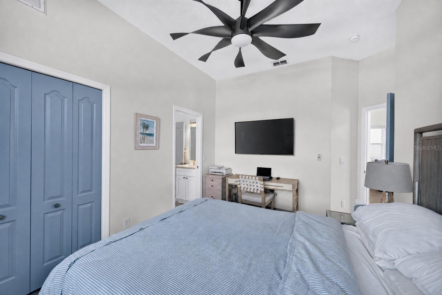 141 BAYSIDE DR — photo 30