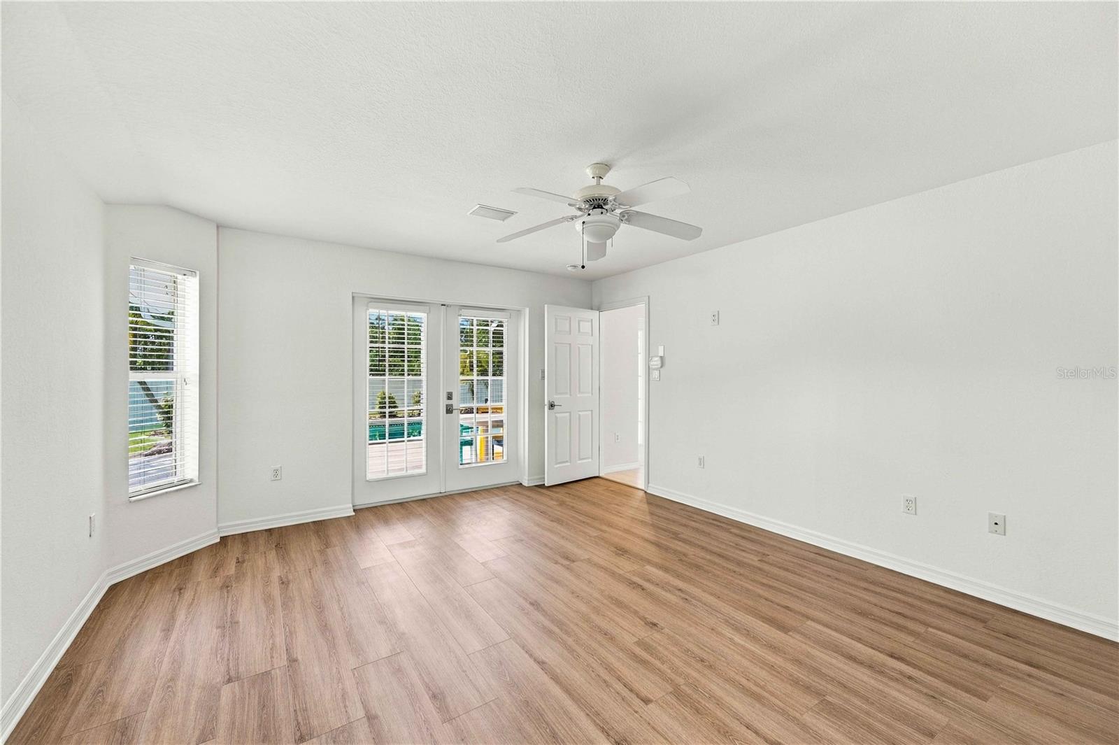 7545 TOTEM AVE — photo 36