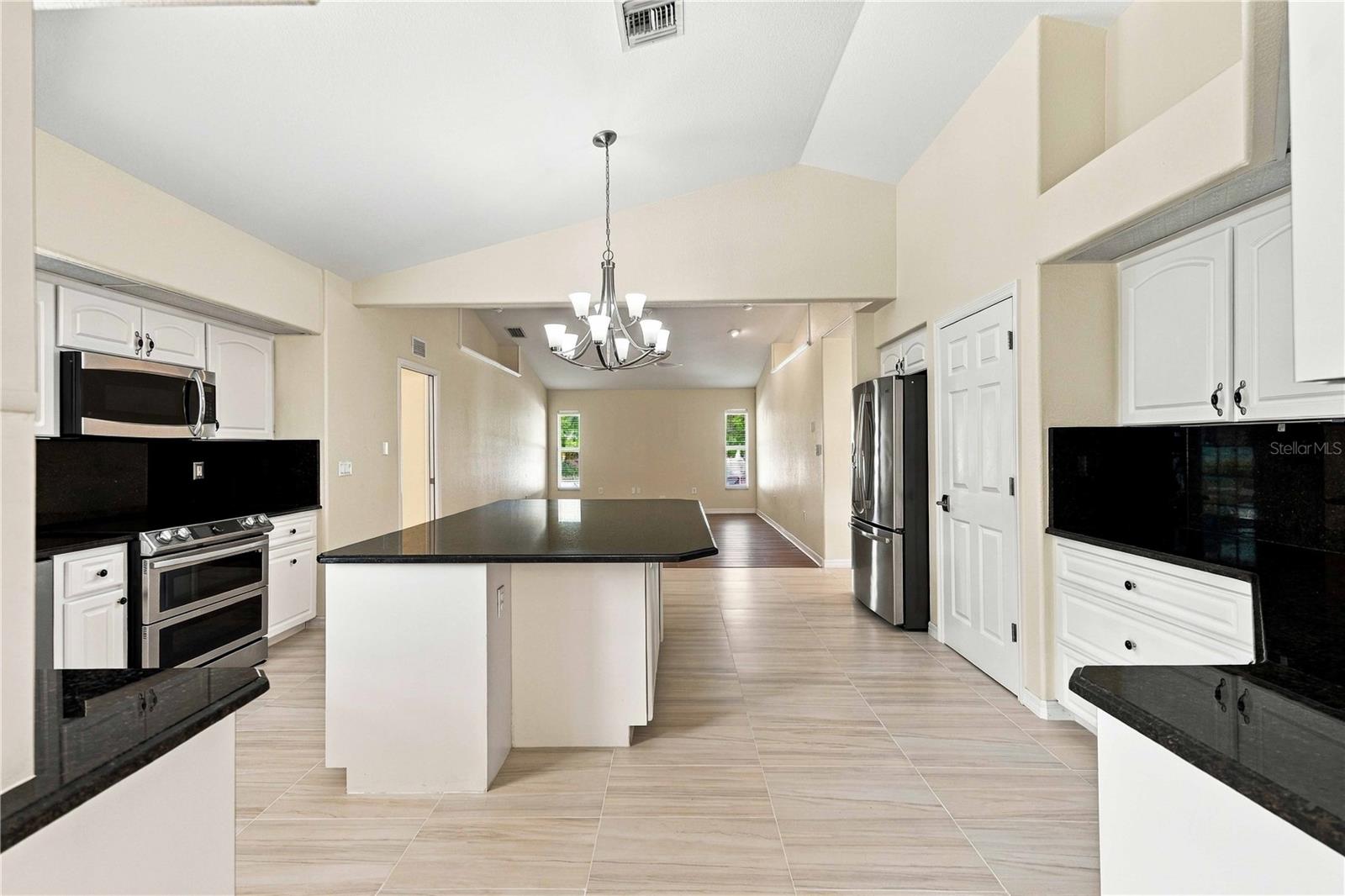 7545 TOTEM AVE — photo 18