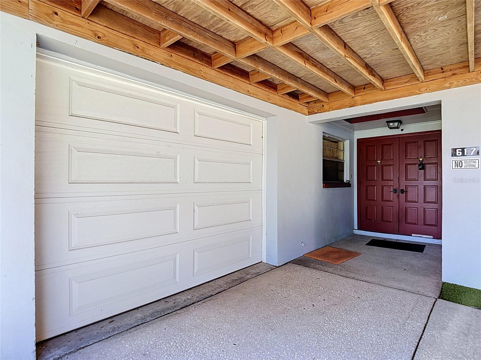 617 HIGHVIEW CIR S — photo 30