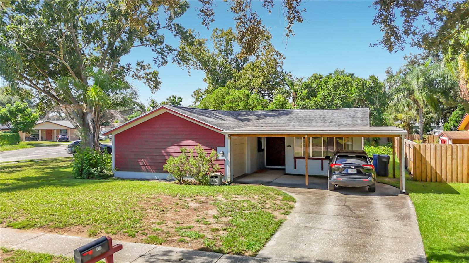 617 HIGHVIEW CIR S — photo 43