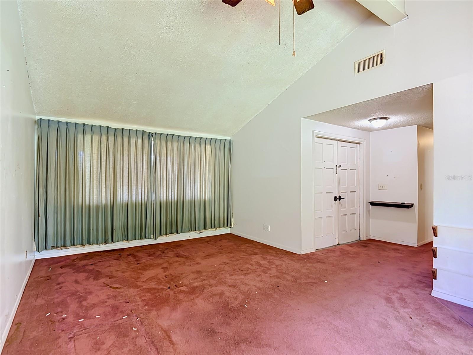 617 HIGHVIEW CIR S — photo 8