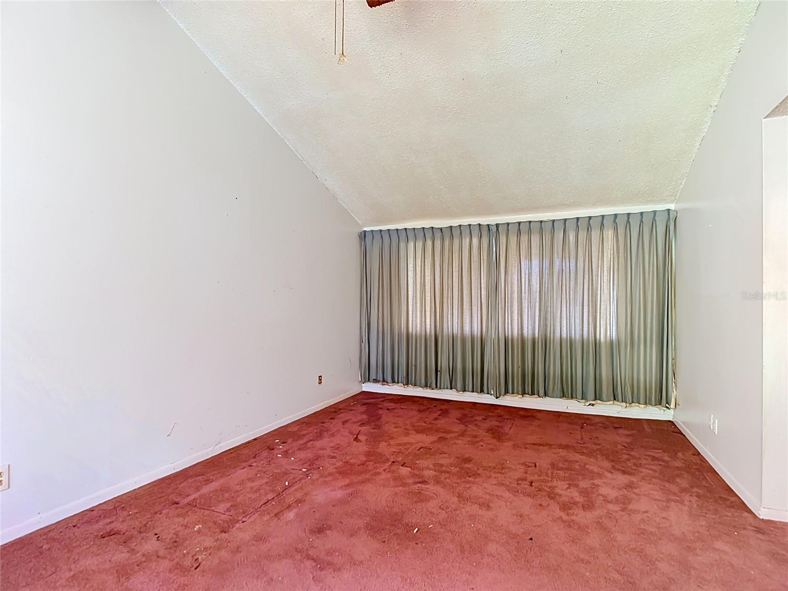 617 HIGHVIEW CIR S — photo 10