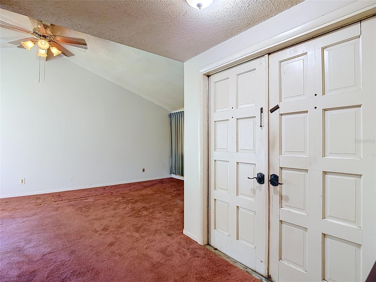 617 HIGHVIEW CIR S — photo 5