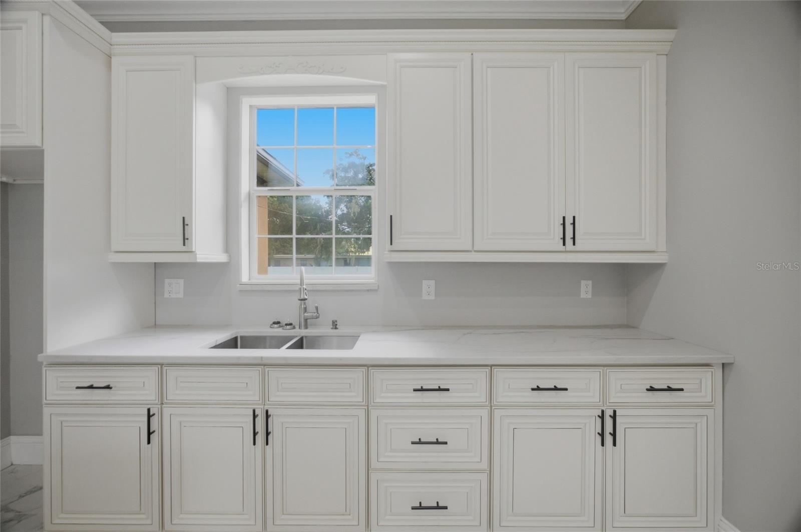 1208 W BAKER ST — photo 15