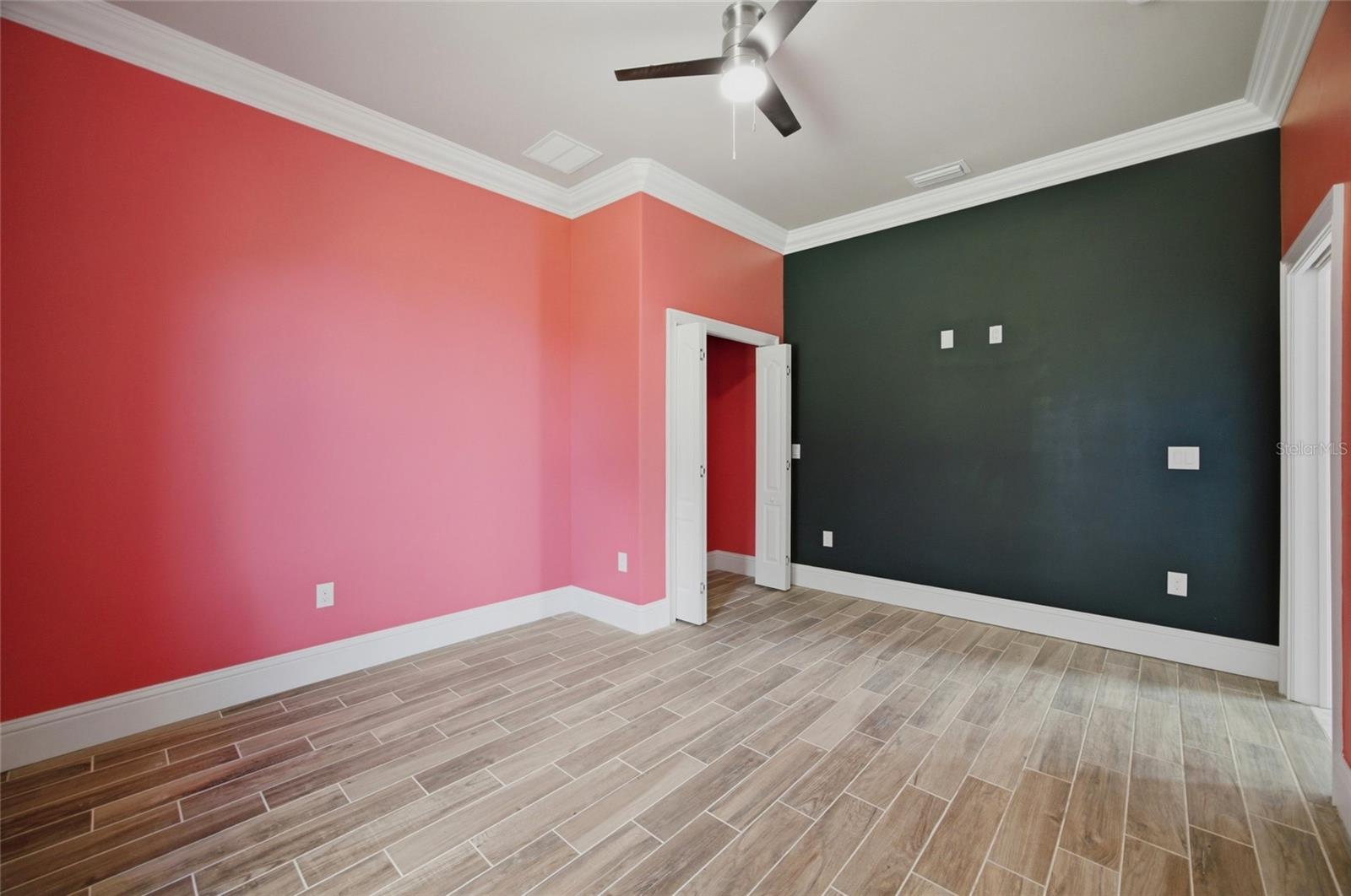 1208 W BAKER ST — photo 25