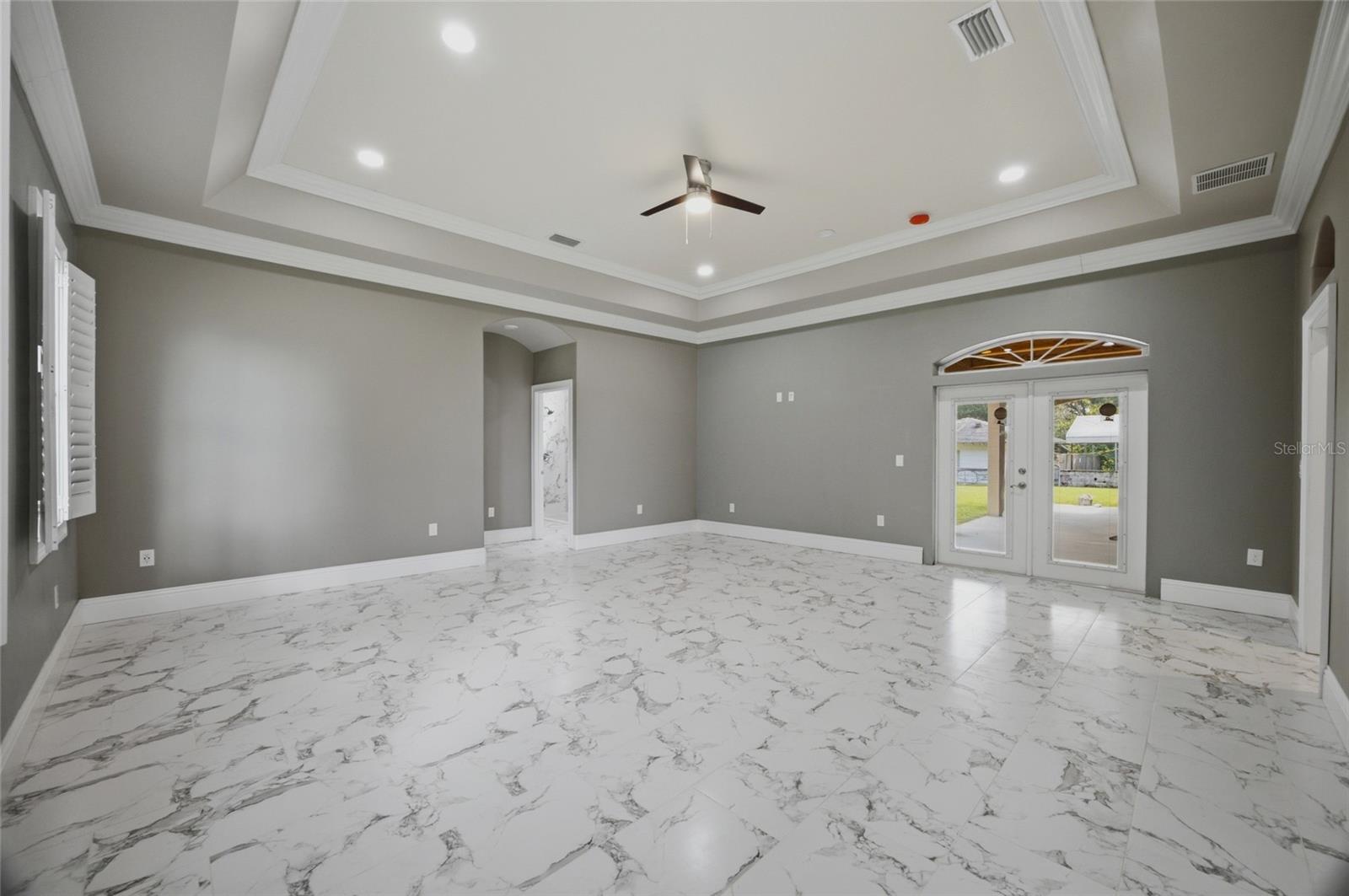 1208 W BAKER ST — photo 28