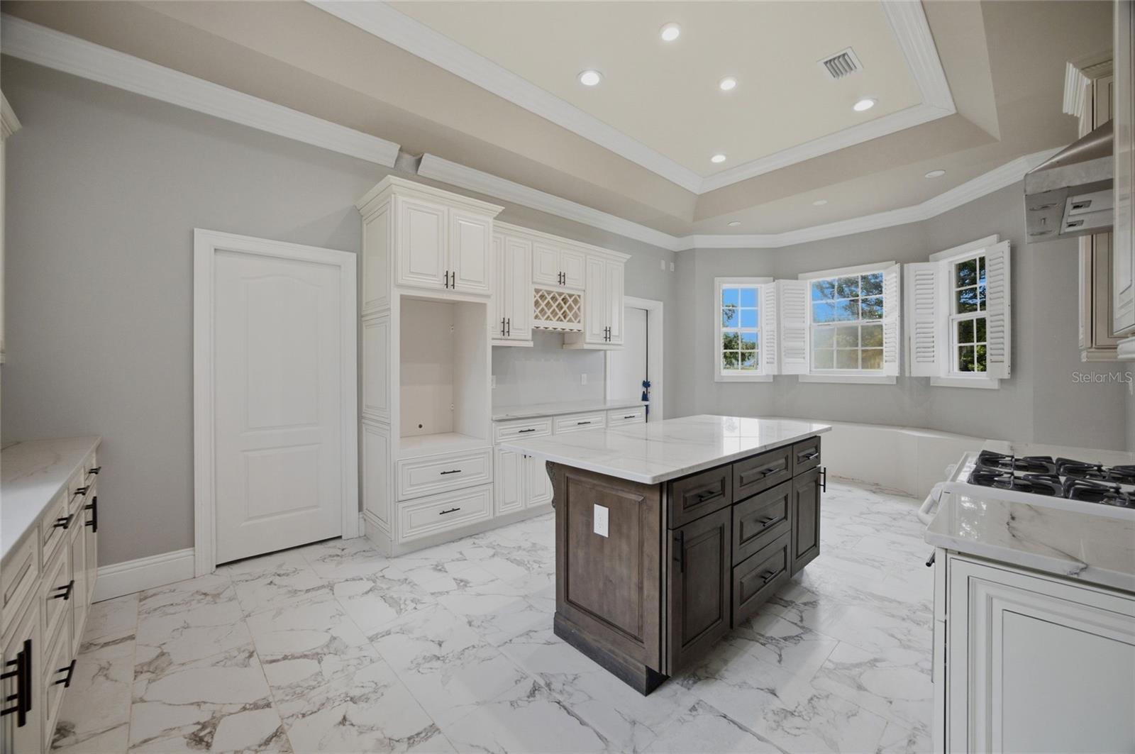 1208 W BAKER ST — photo 13