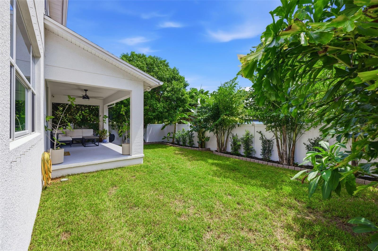 2422 W CARMEN ST — photo 37