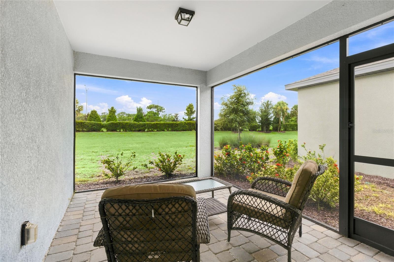 6587 SILVERSTAR DR — photo 23