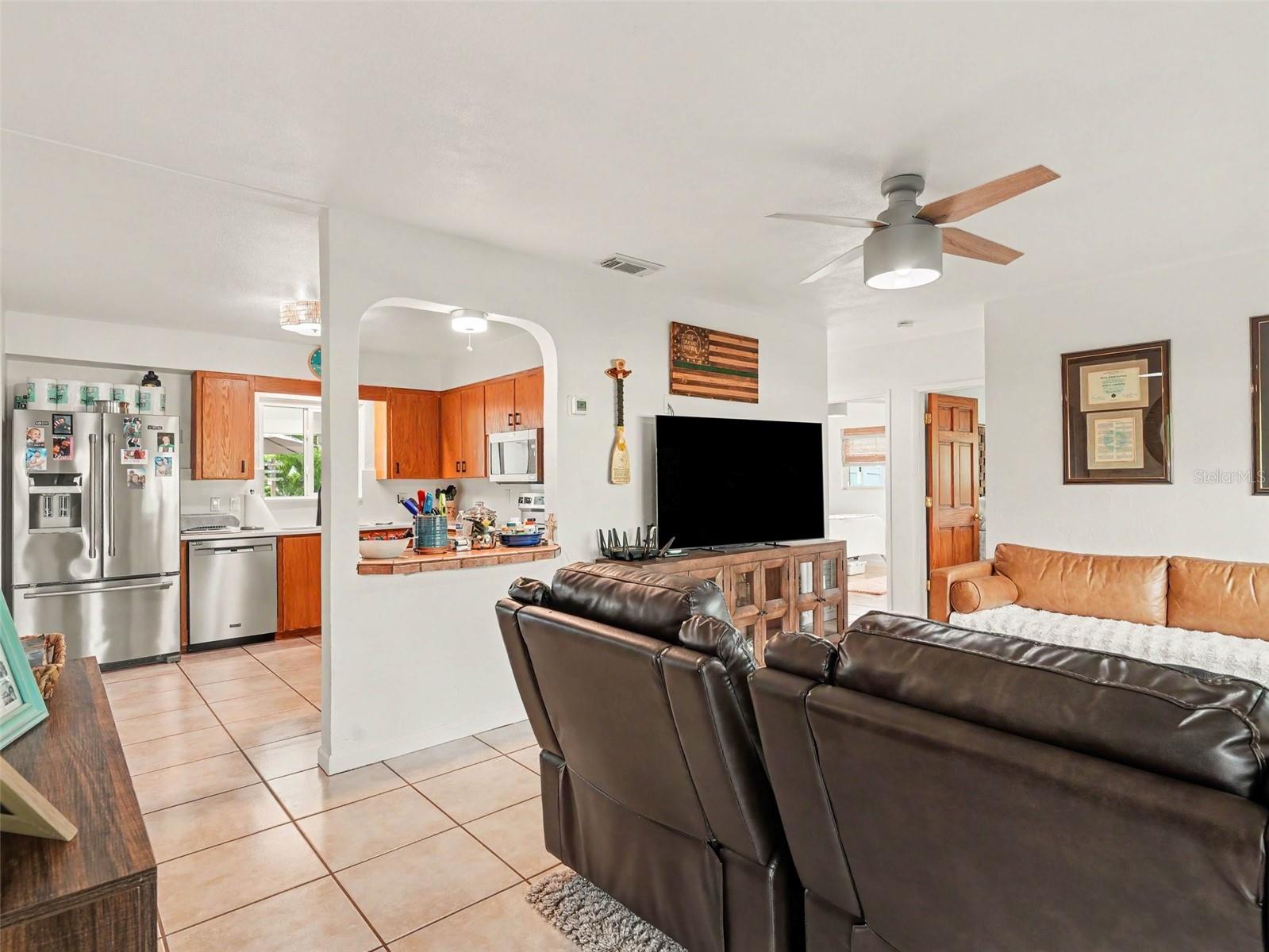 818 THE RIALTO — photo 19