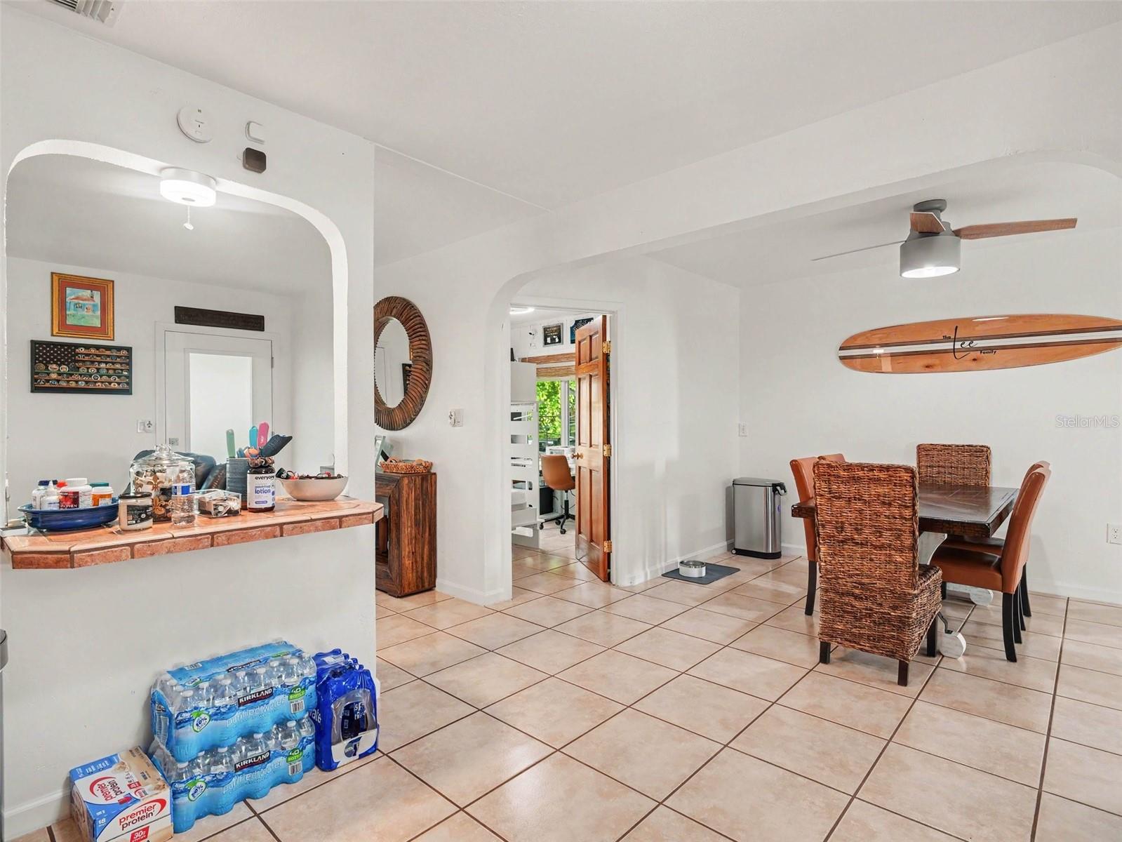 818 THE RIALTO — photo 20