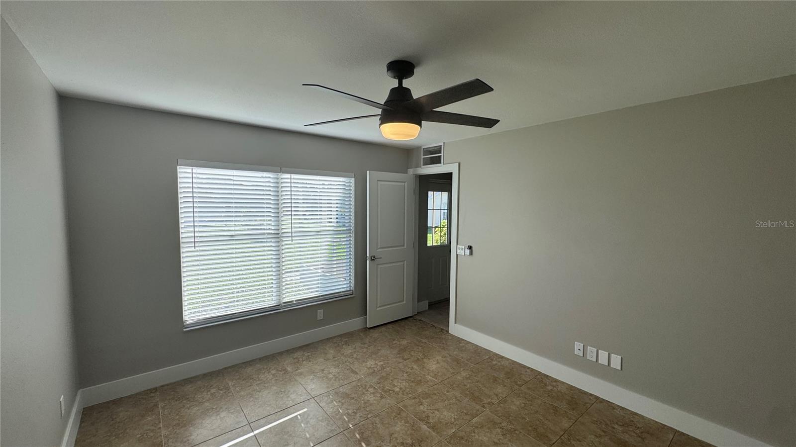 11728 SHIRBURN CIR — photo 15