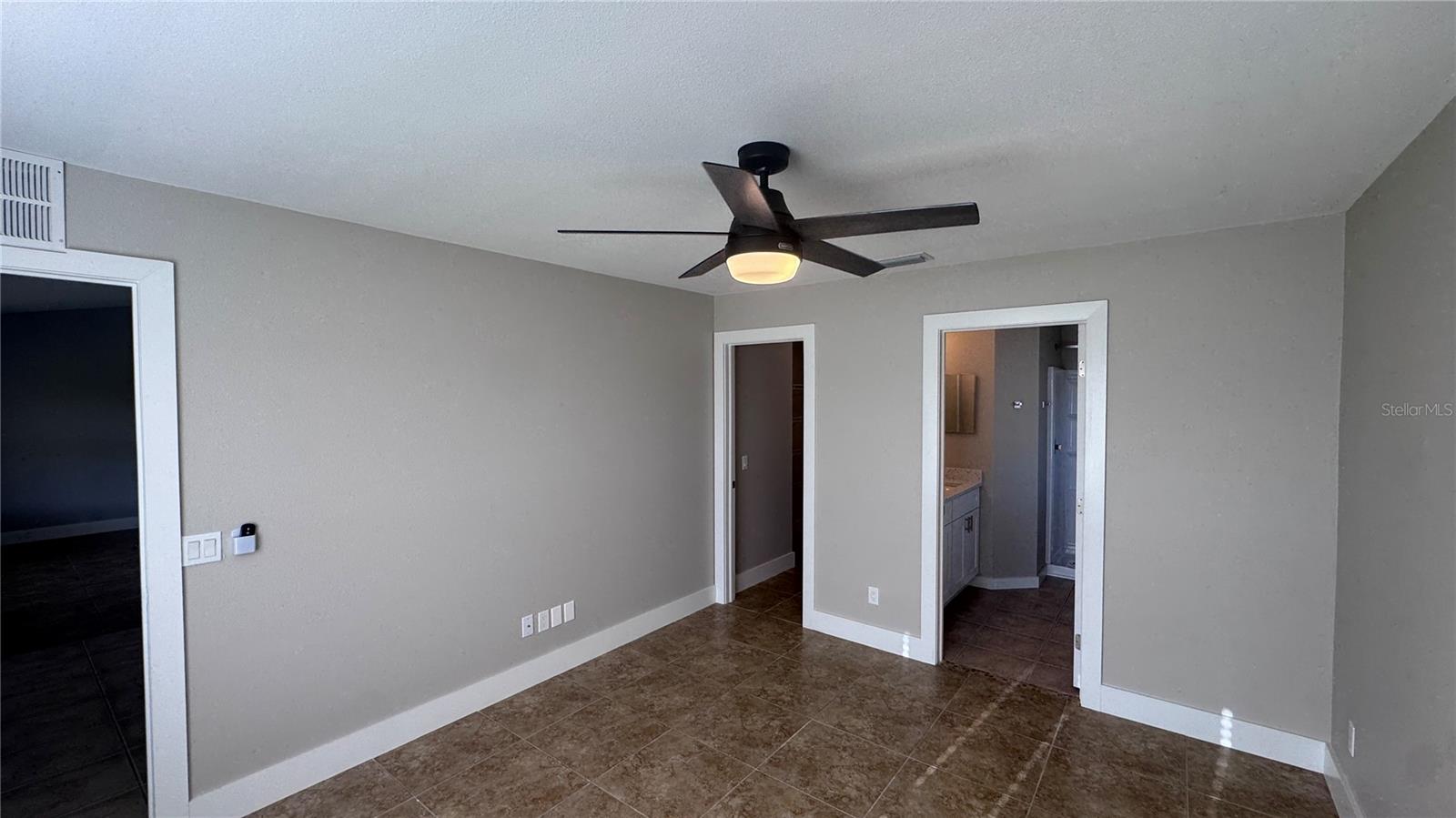 11728 SHIRBURN CIR — photo 18